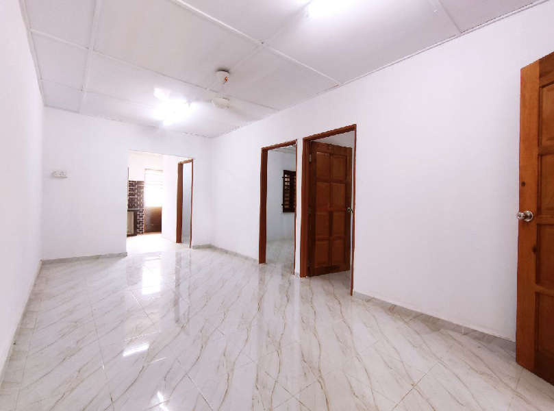 TERES SETINGKAT KAMPUNG PADANG KUANTAN  - photo 2