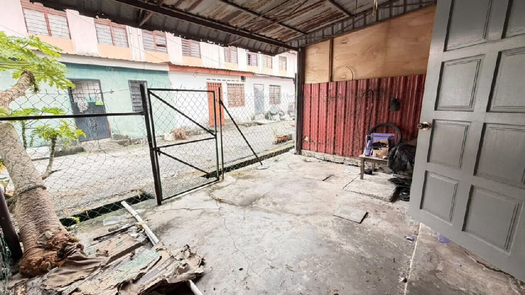 Double Storey Low Cost Taman Budiman Banting - photo 7