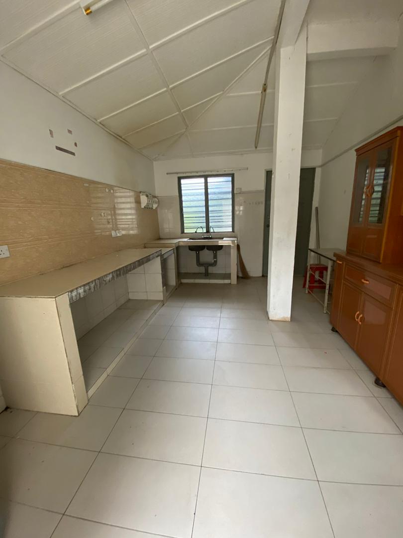 Semi D Single Storey Taman Dahlia Sepang - photo 3