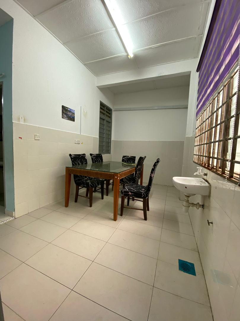 Semi D Single Storey Taman Dahlia Sepang - photo 4