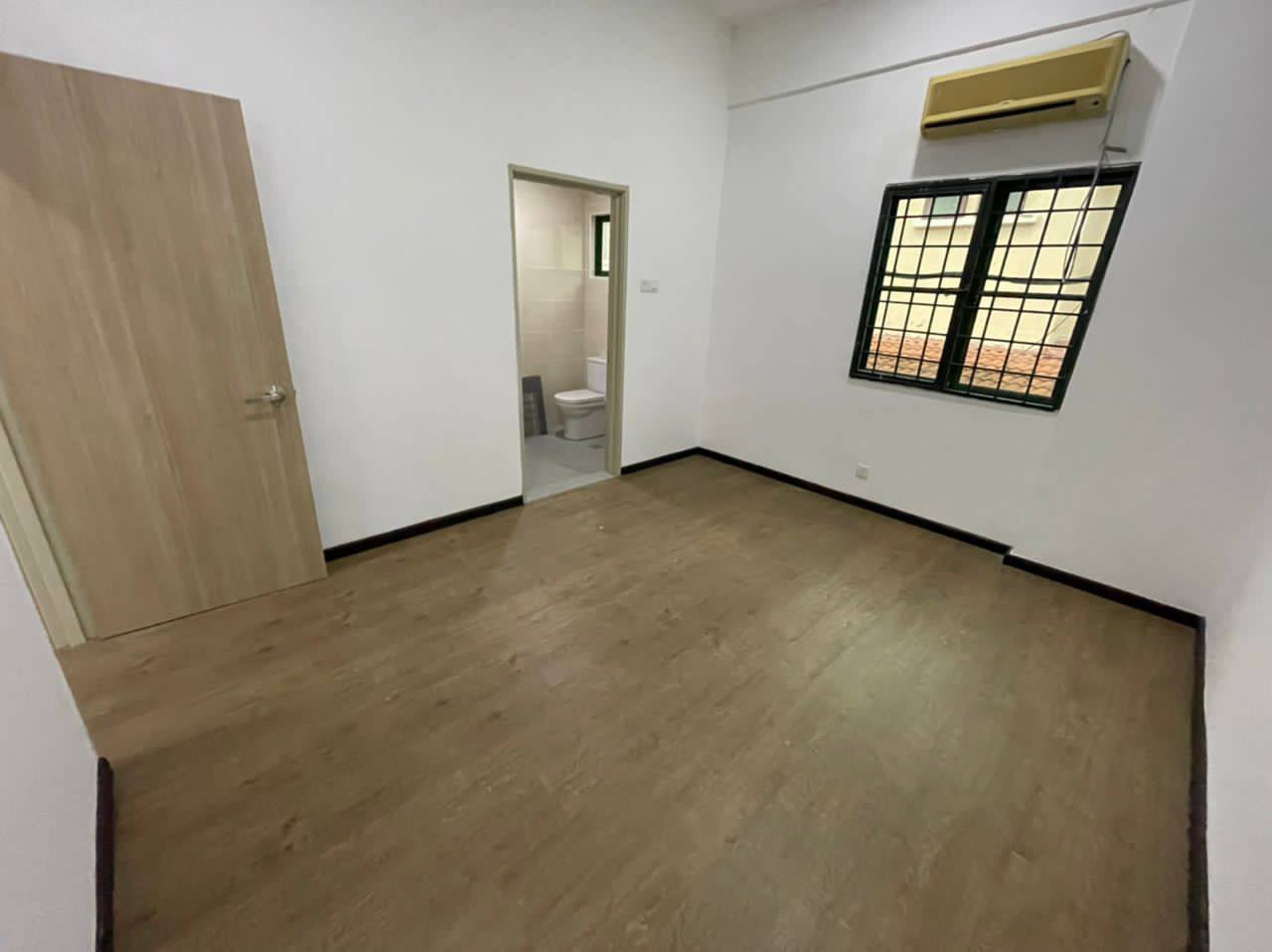 Double Storey Terrace Bukit Jelutong, U8 Shah Alam - photo 10