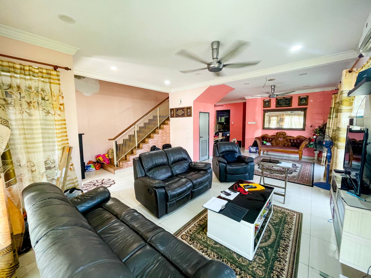 CORNER LOT Double Storey Terrace House, Presint 11 - photo 4