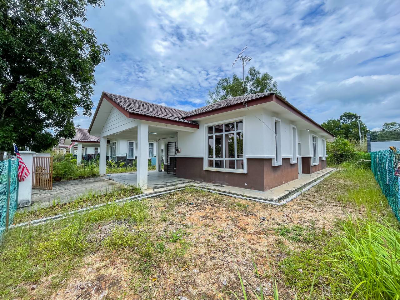 FACING OPEN,  Single Storey Bungalow Mahkota Hills