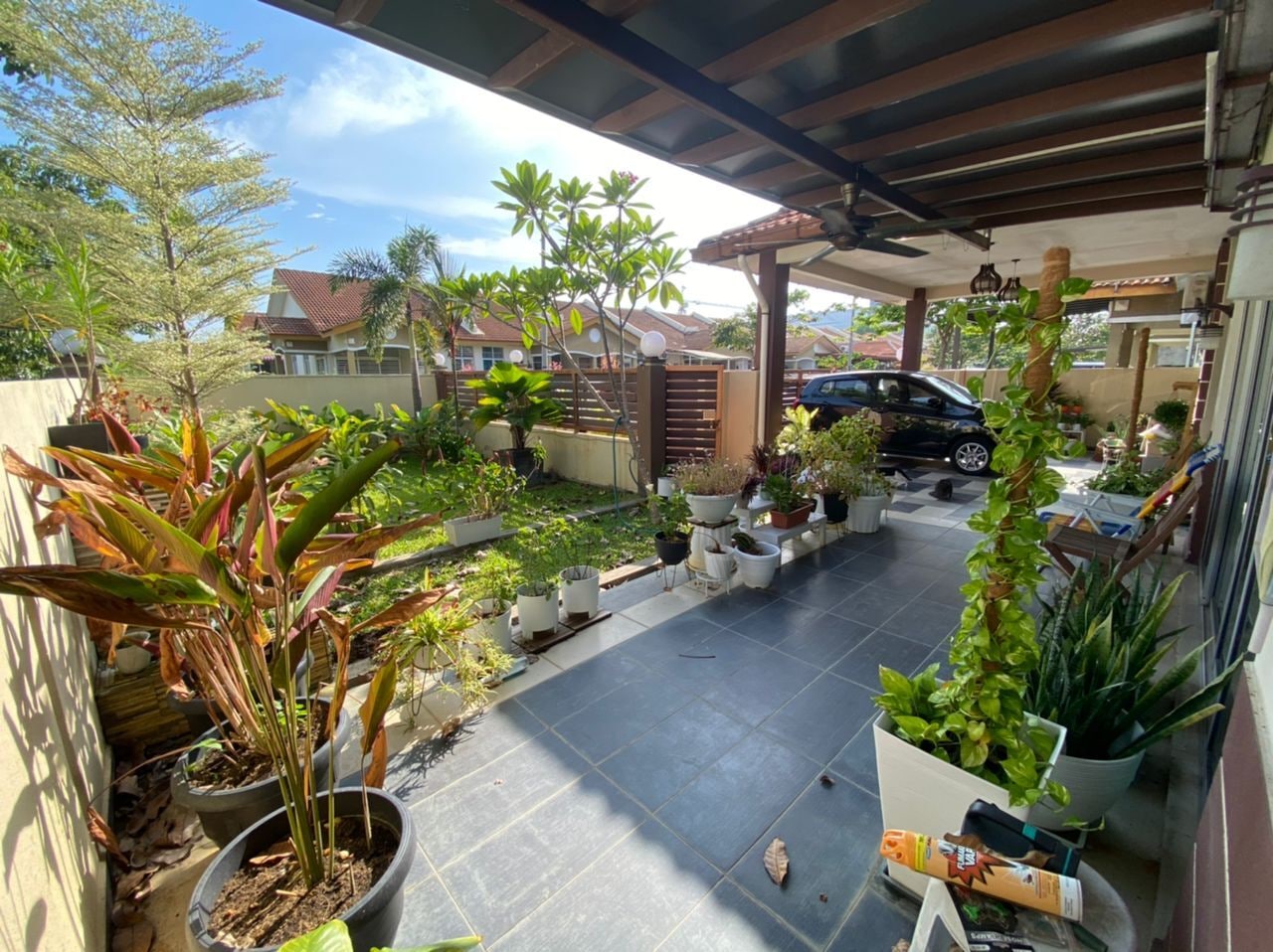 CORNER, Single Sty House in Bandar Saujana Putra - photo 2