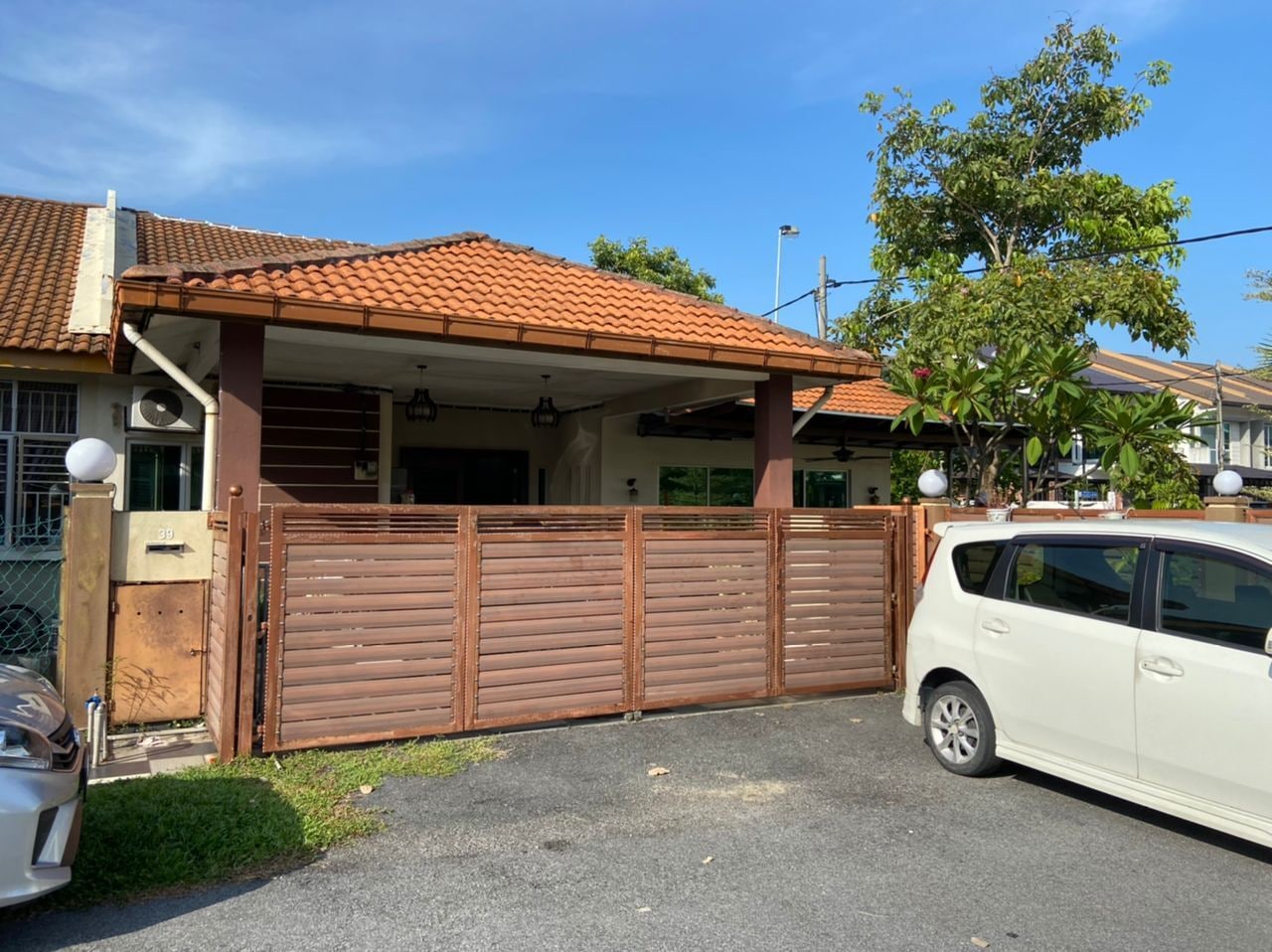 CORNER, Single Sty House in Bandar Saujana Putra - photo 4