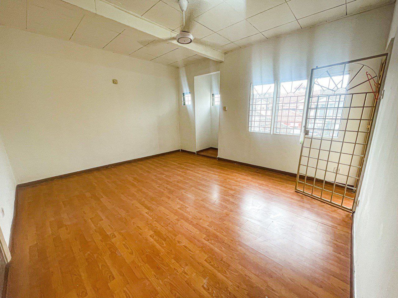 Renovated 2 Storey Bandar Tun Hussein Onn Cheras - photo 6