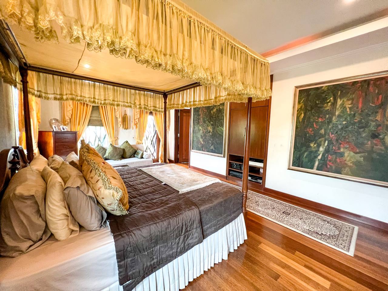 Spacious Bungalow SS12, 47500 Subang - photo 9