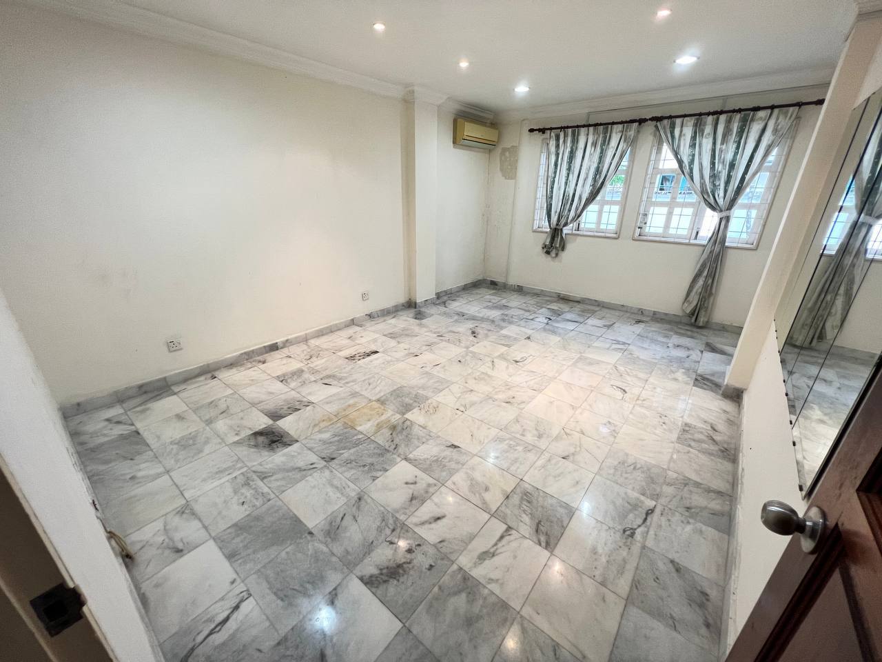 2 STY BUNGALOW, SS3 KELANA JAYA, PETALING JAYA - photo 9