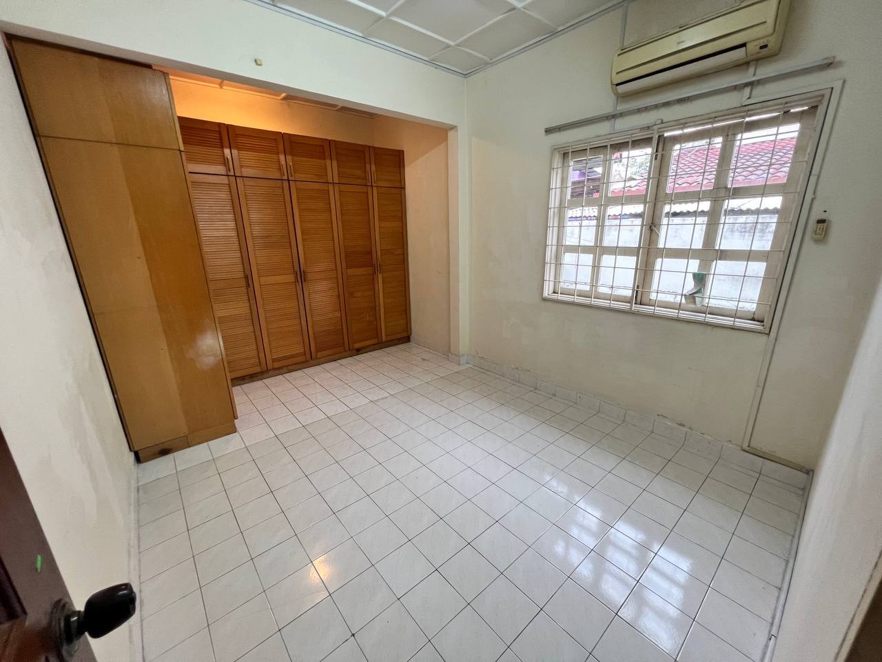 2 STY BUNGALOW, SS3 KELANA JAYA, PETALING JAYA - photo 10