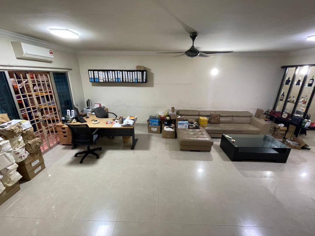 2,5 Sty Terrace Tmn Bukit Serdang, Seri Kembangan