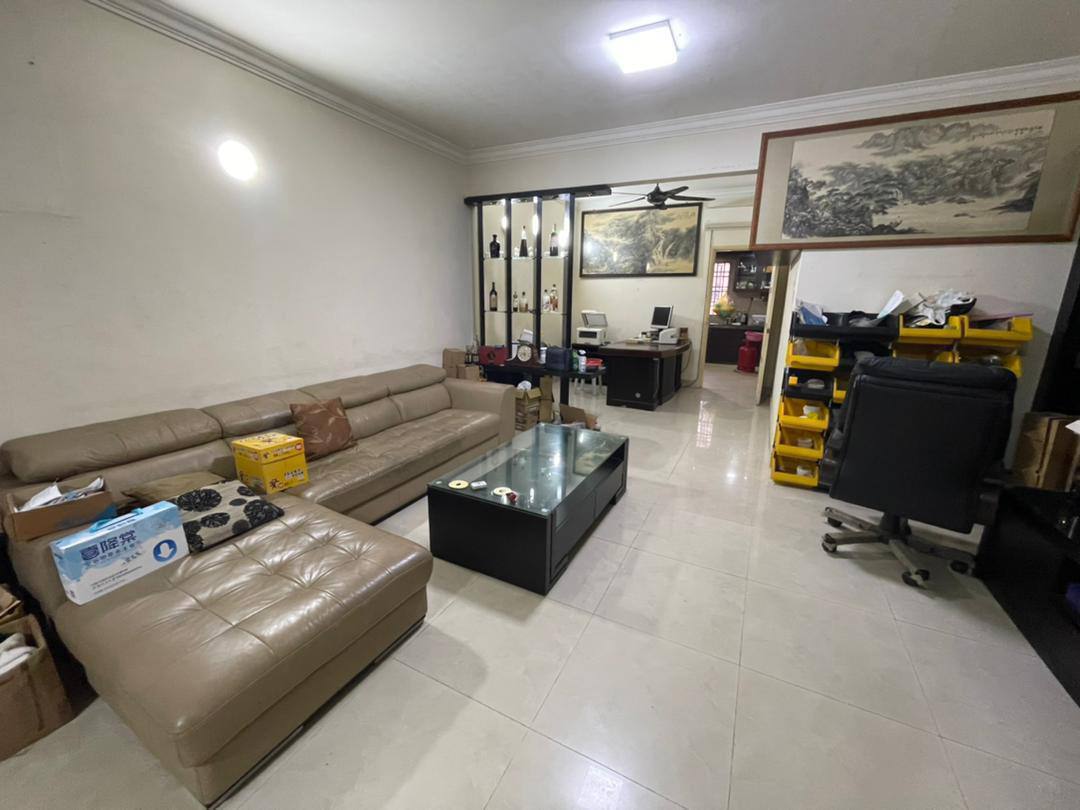 2,5 Sty Terrace Tmn Bukit Serdang, Seri Kembangan - photo 2