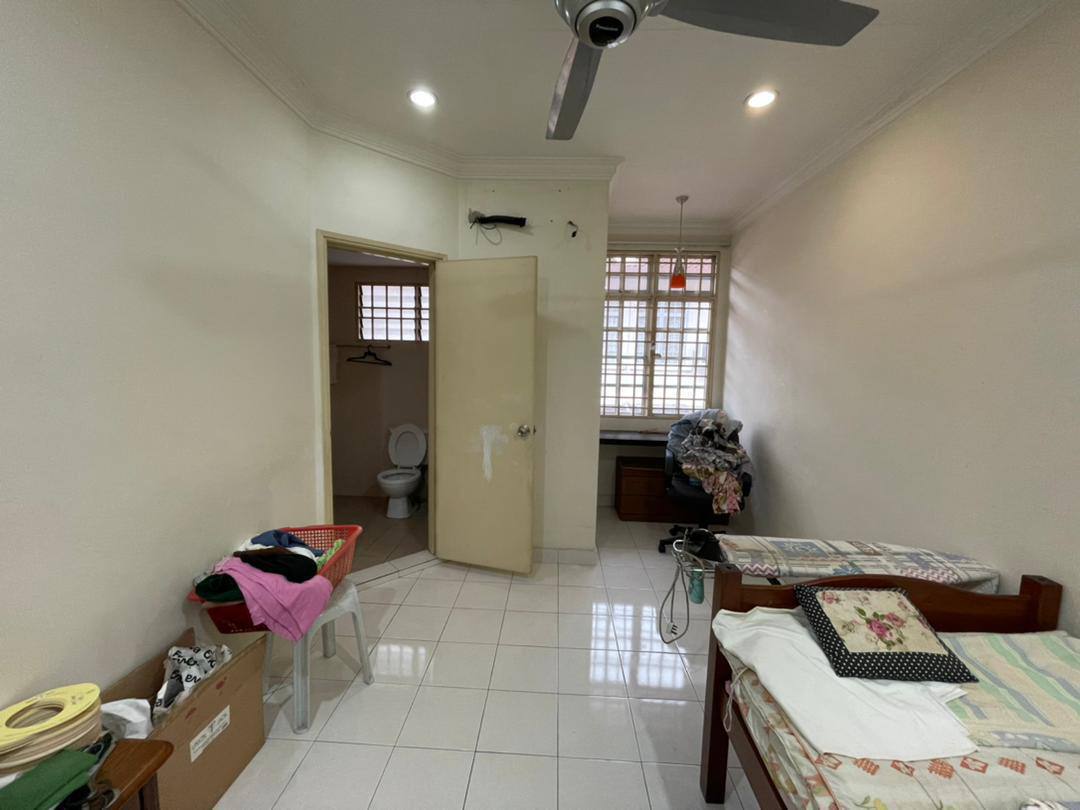 2,5 Sty Terrace Tmn Bukit Serdang, Seri Kembangan - photo 7