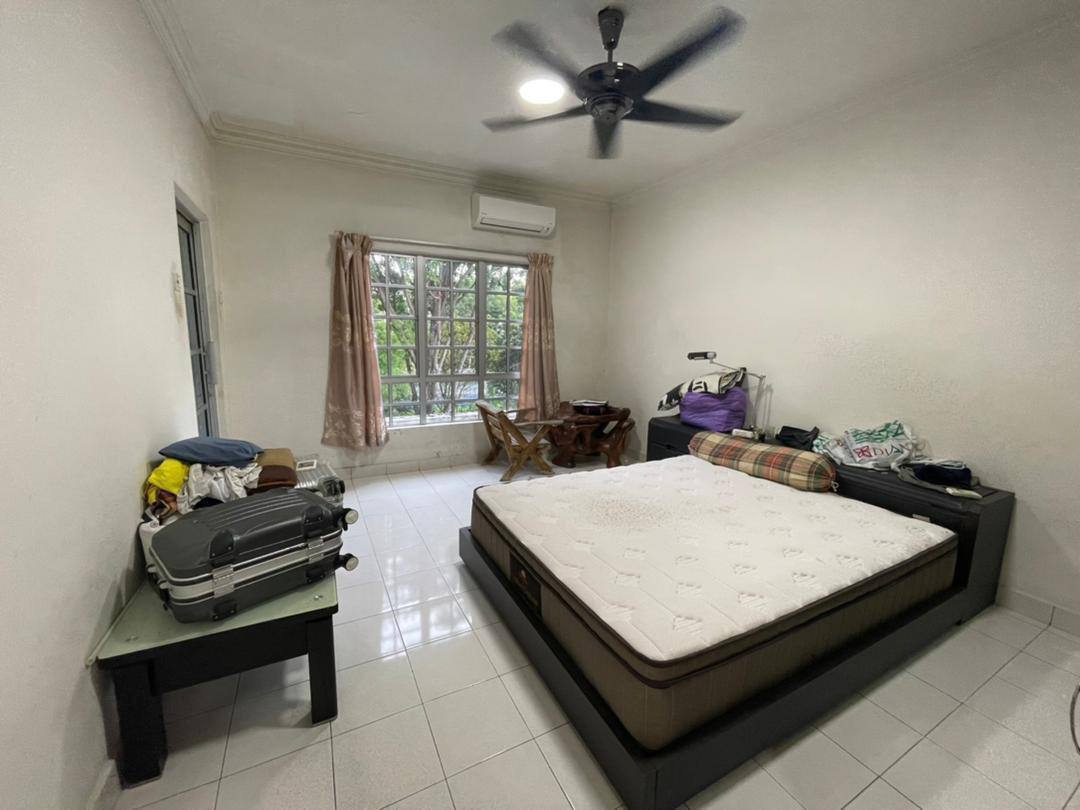 2,5 Sty Terrace Tmn Bukit Serdang, Seri Kembangan - photo 8