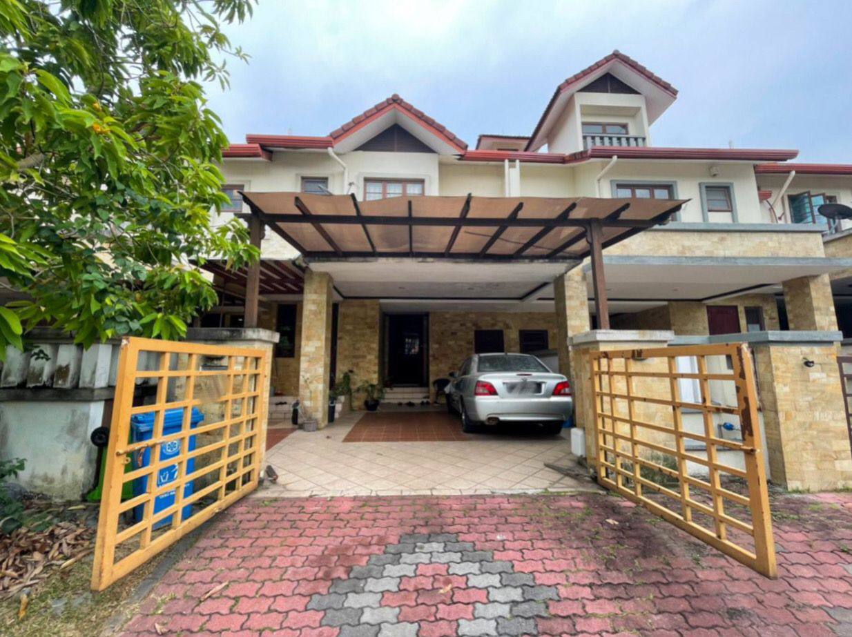 Cantik 2 Sty, Seksyen U8 Bukit Jelutong Shah Alam