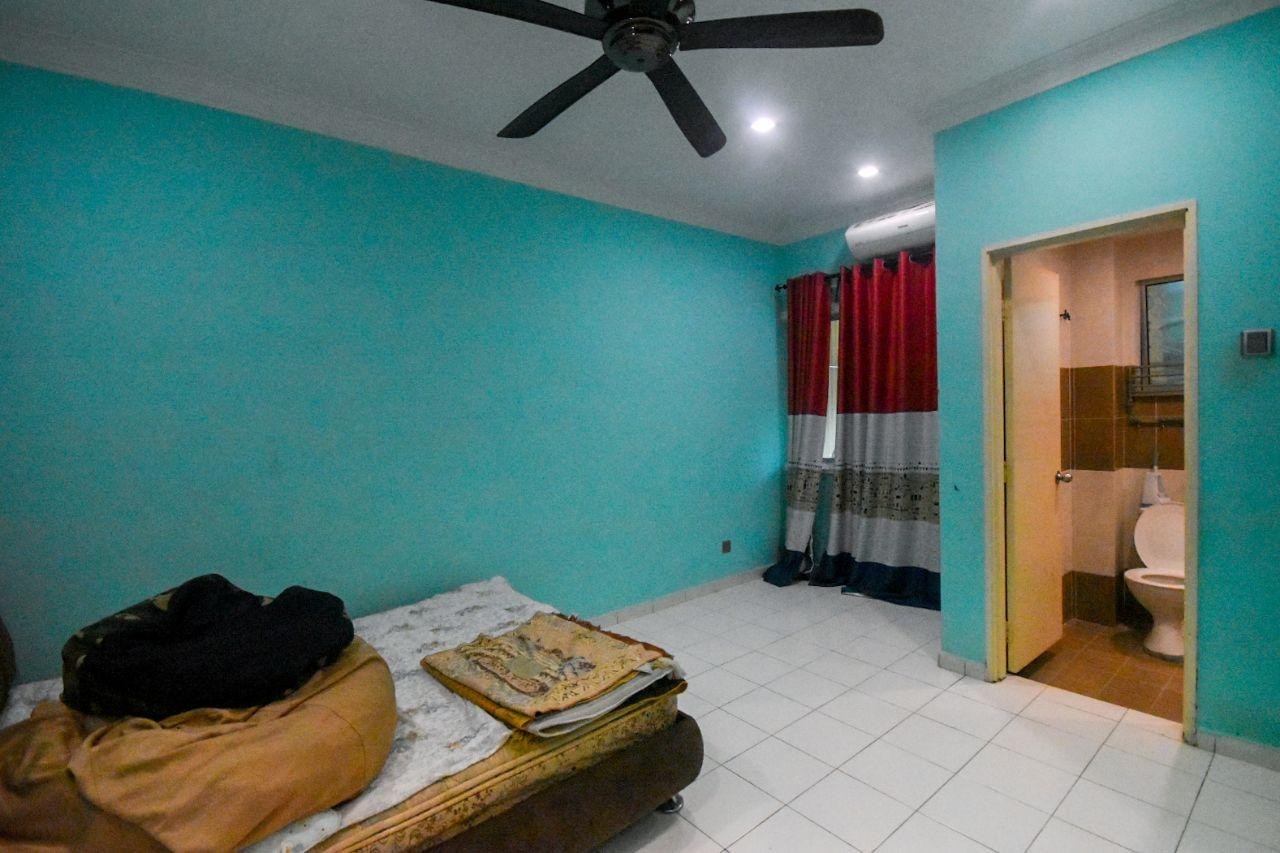 END LOT 5Rooms 2 Sty Teres SURIA RESIDENCE SG LONG - photo 10