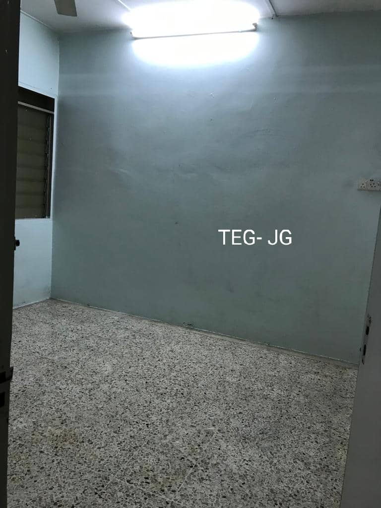 Klang Utama Kapar 1Sty 22x75 RM450000 - photo 4