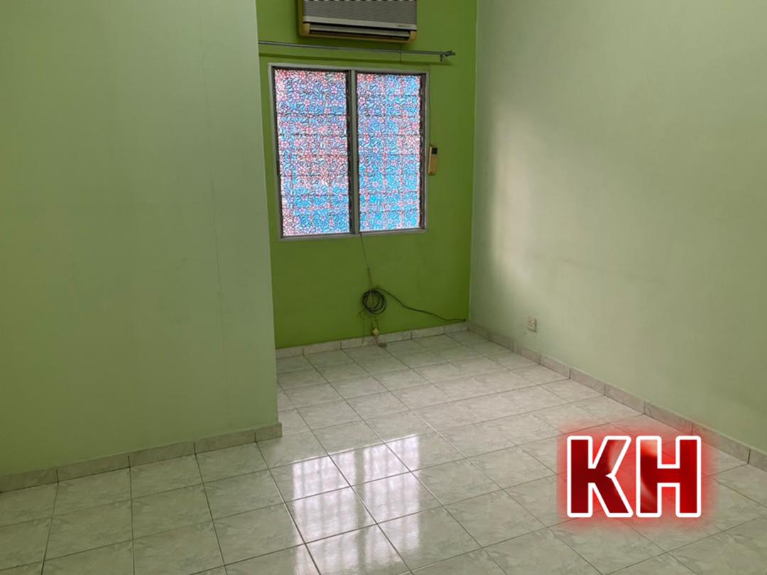 Bukit Tinggi 2 Klang 2Sty 20x70 RM650000 - photo 5