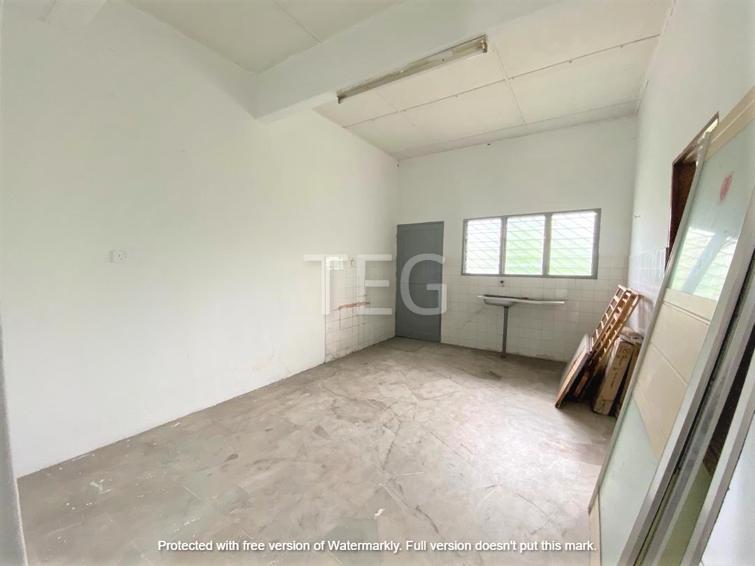 Pekan Meru Klang 1Sty 23x70 RM350k - photo 4