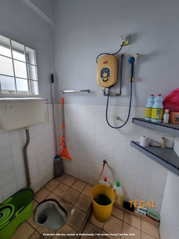 Sentosa Klang 2Sty Corner 2916sf RM650k - photo 9