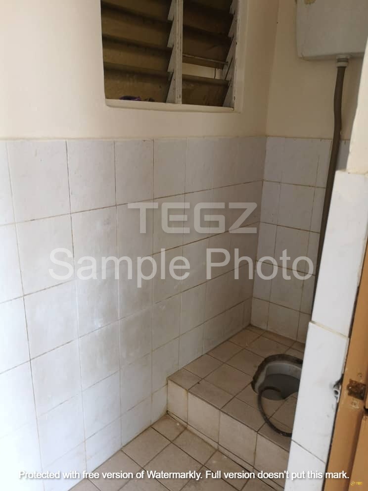 Bukit Tinggi 1 Flat Klang 650sf Rm148k tez - photo 4