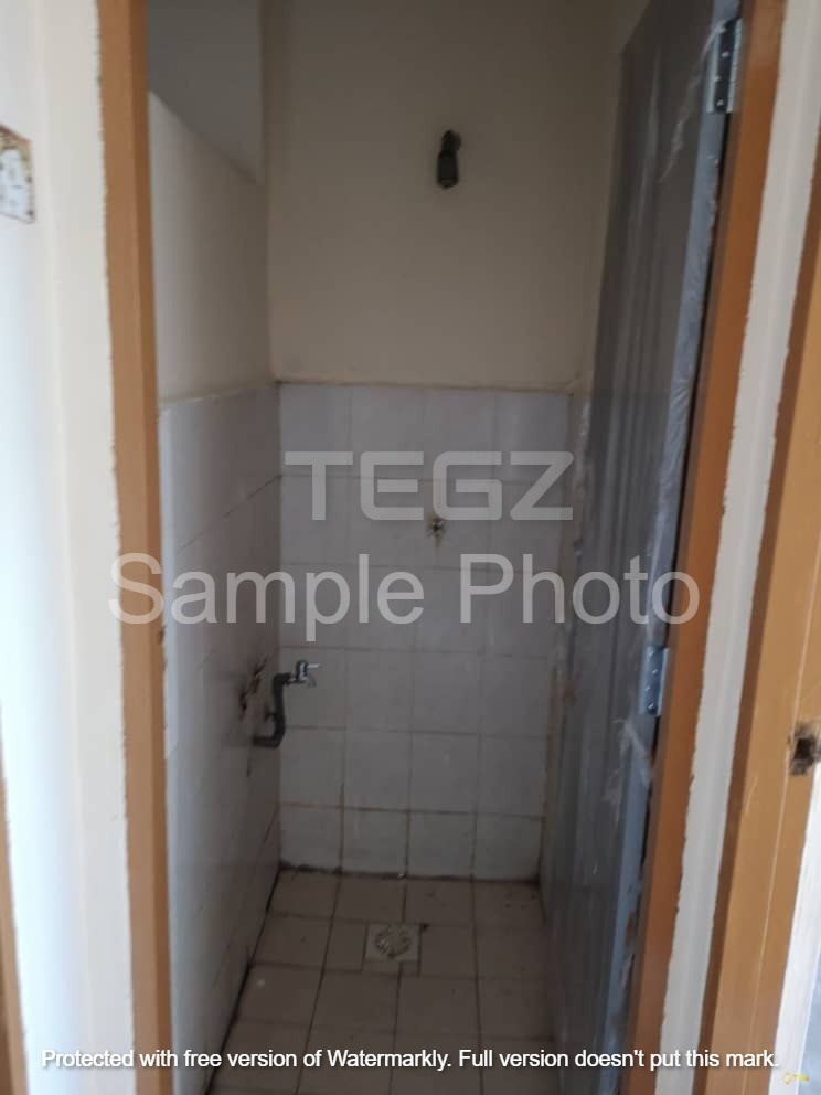 Bukit Tinggi 1 Flat Klang 650sf Rm148k tez - photo 5