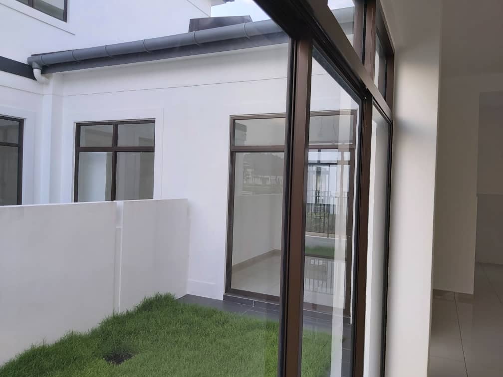 2 Storey Avenham Garden  Eco Grandeur Puncak Alam - photo 5