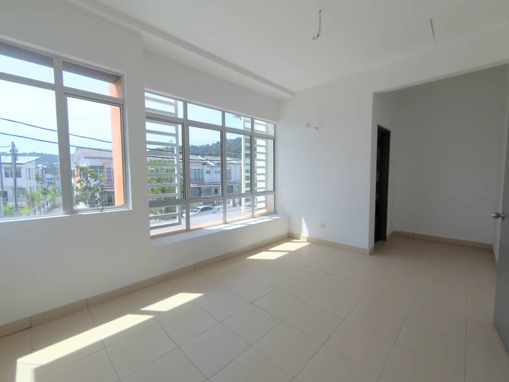 END LOT 2 Storey Pines Hillpark Puncak Alam - photo 4