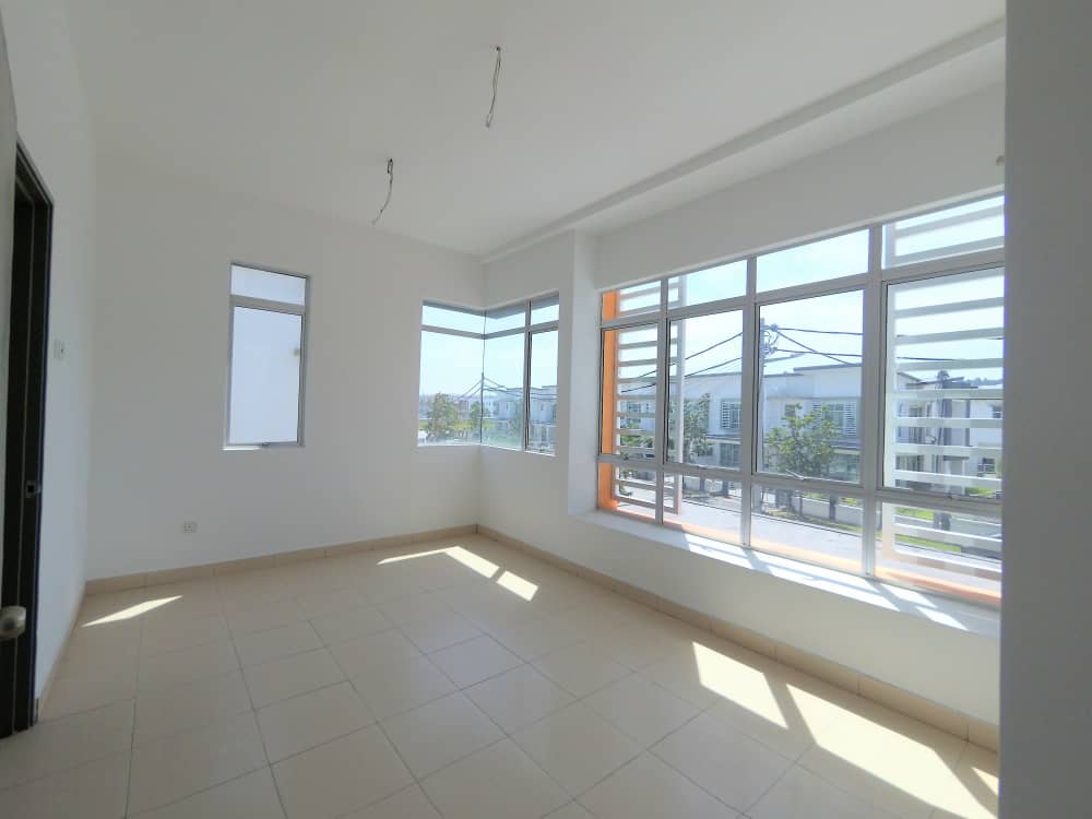 END LOT 2 Storey Pines Hillpark Puncak Alam - photo 8
