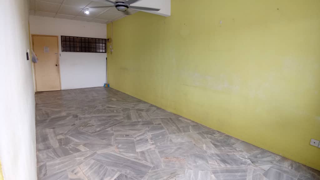 Apartment Iris Saujana Utama ADA LIFT - photo 3