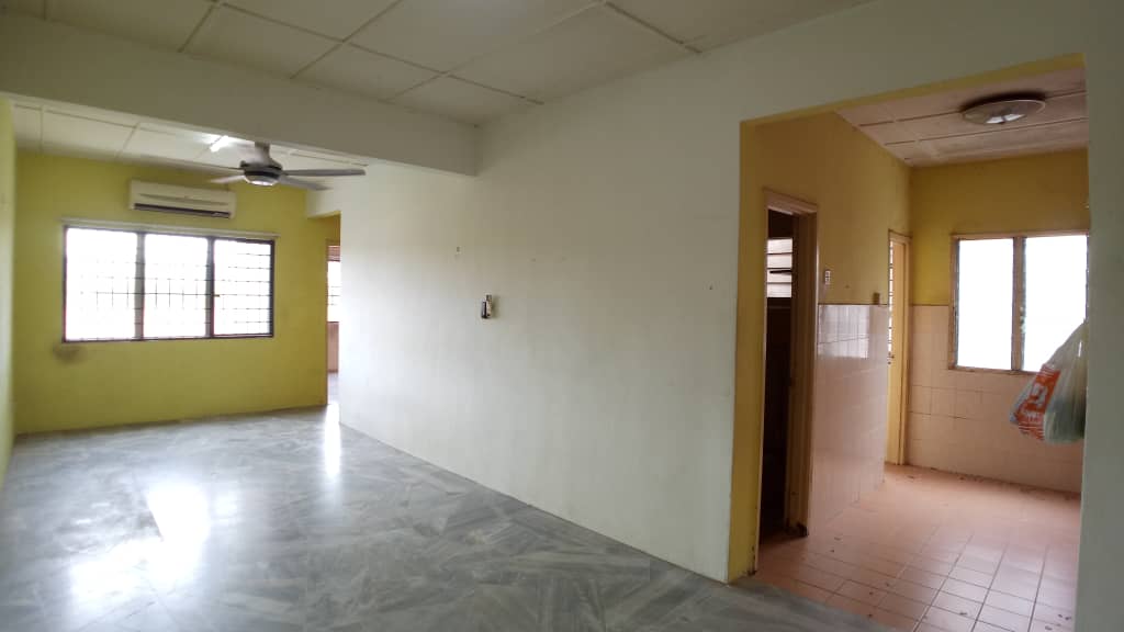 Apartment Iris Saujana Utama ADA LIFT - photo 11
