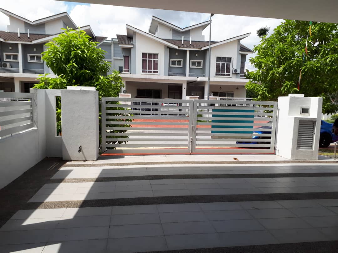 NEW 2 Storey D Kayangan Section 13 Shah Alam