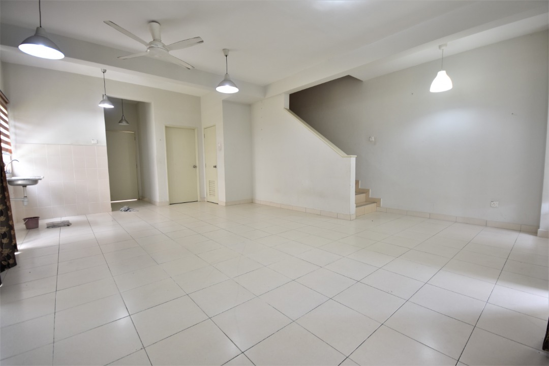 NEW HOUSE Semi D Alam Suria Bandar Puncak Alam - photo 2