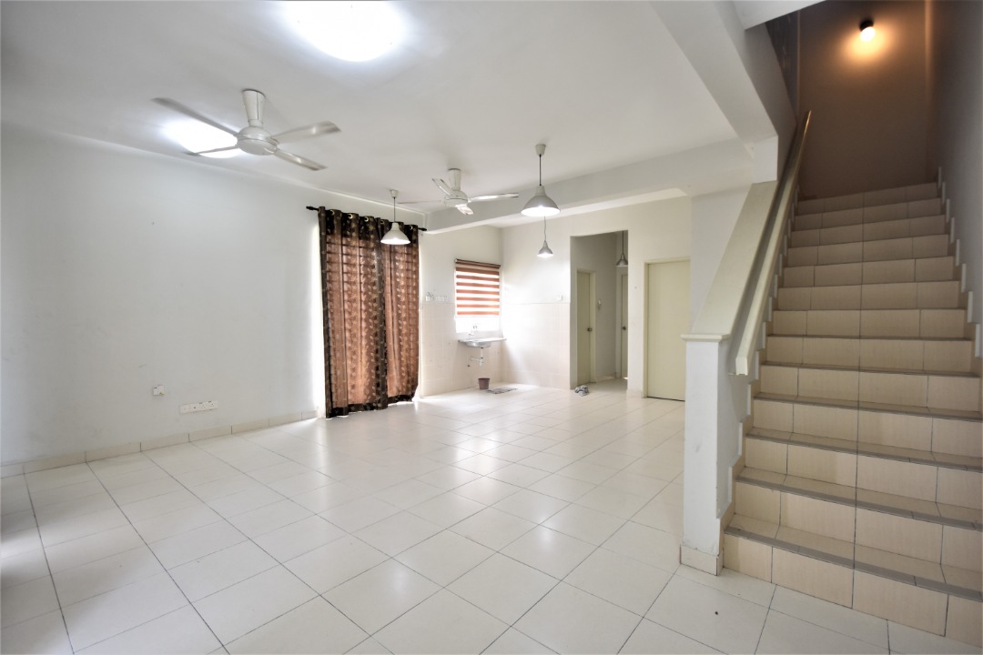 NEW HOUSE Semi D Alam Suria Bandar Puncak Alam - photo 3