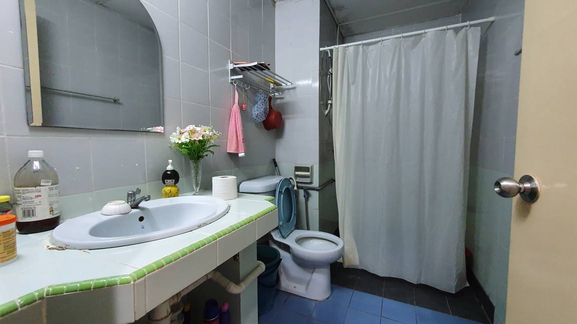 KONDO SERI ALAM SEC 13 SHAH ALAM NON BUMI - photo 7