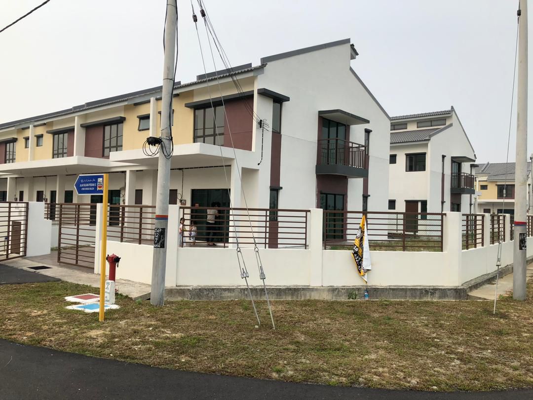 CORNER SAUJANA PERDANA SG BULOH NEW HOUSE