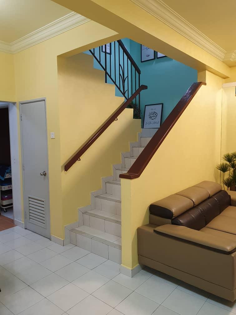 2 Storey Alam Suria Puncak Alam - photo 4