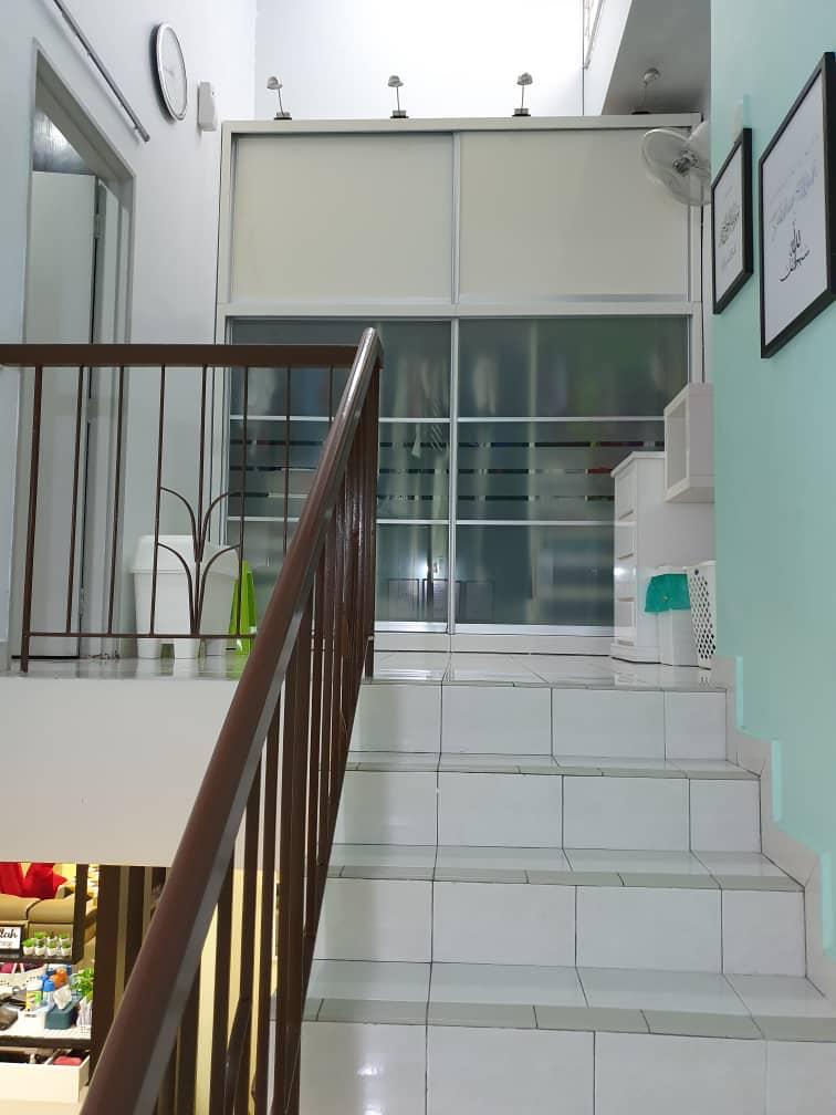 2 Storey Alam Suria Puncak Alam - photo 9