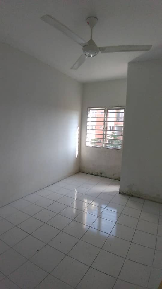 Apartment Danau Sutera Bandar Baru Kundang Rawang - photo 8