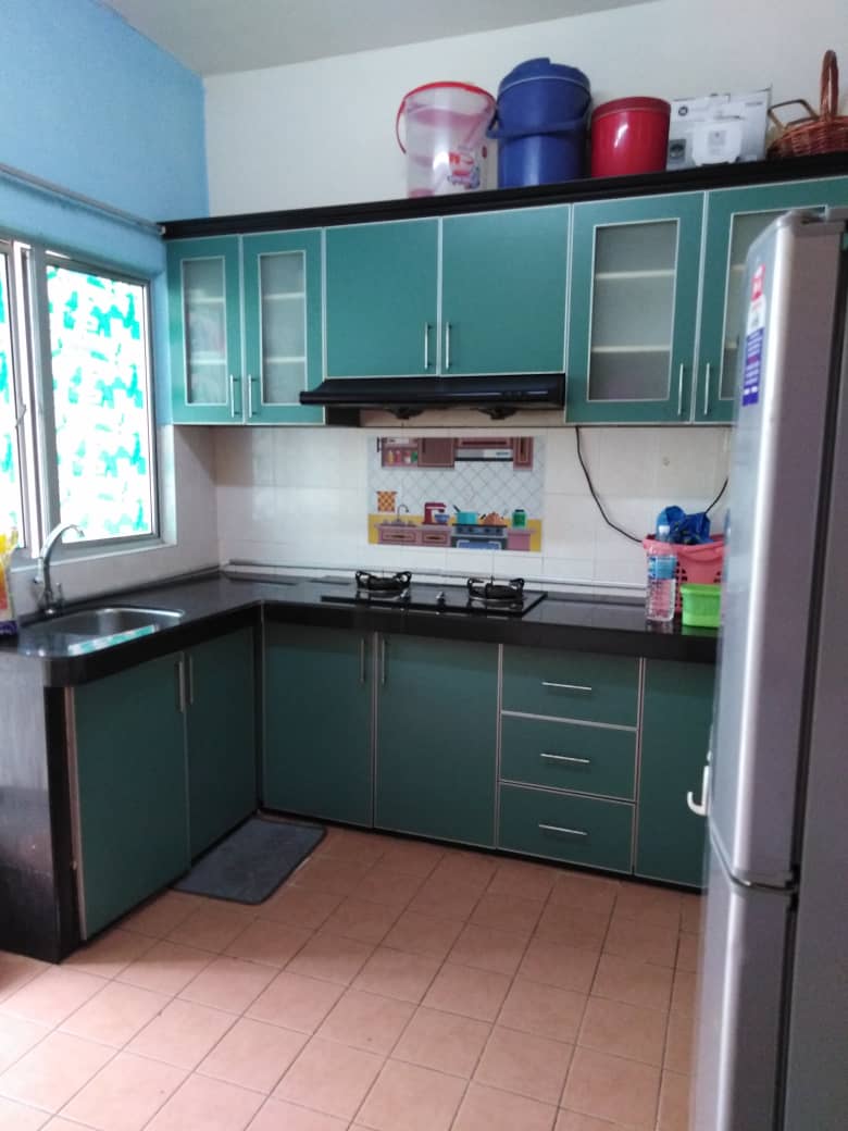 2 Storey Alam Suria Puncak Alam KITCHEN CABINET