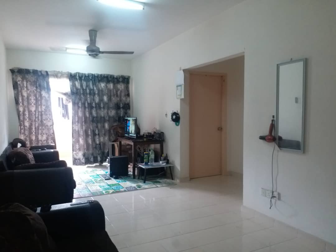 Apartment Laguna Biru Rawang - photo 2