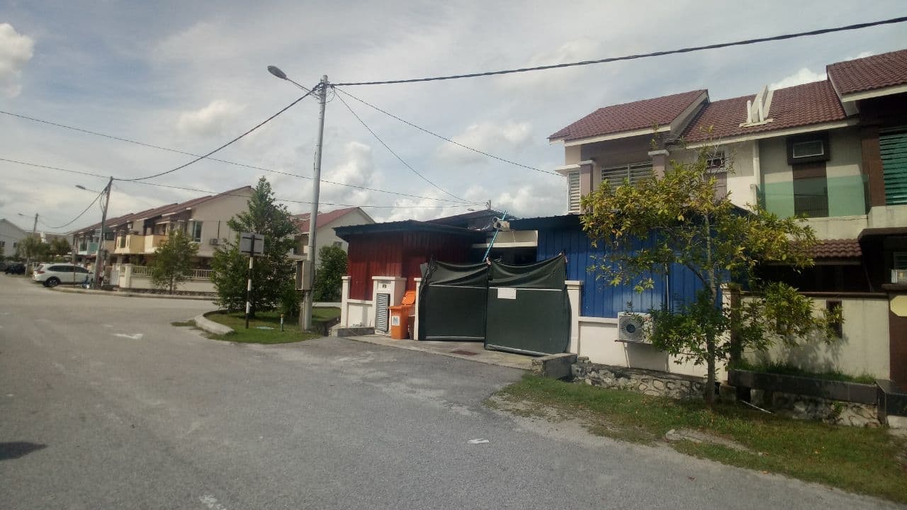CORNER Semi D Cluster Nusa Suria Puncak Alam