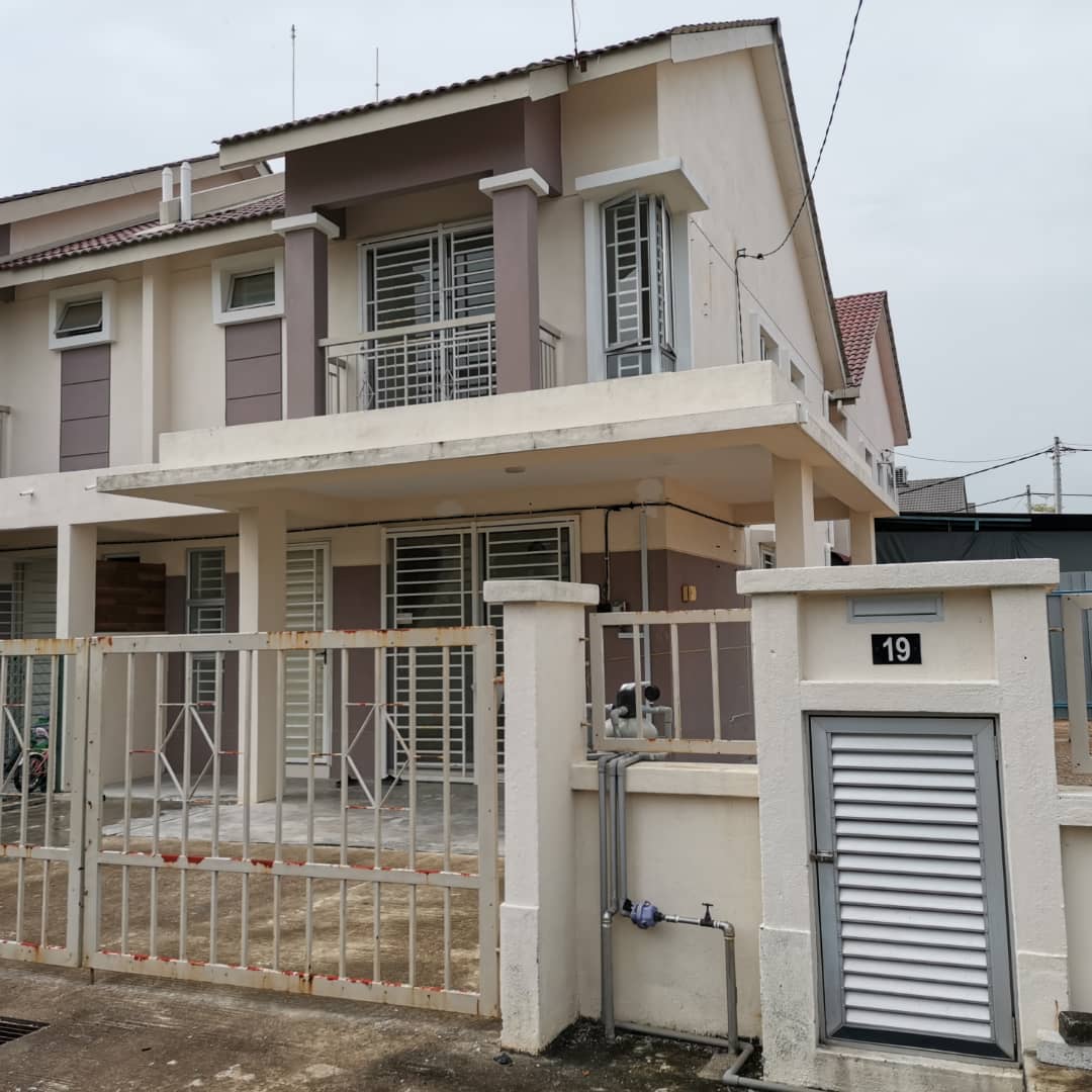 CORNER Semi D Cluster Nusa Suria Puncak Alam