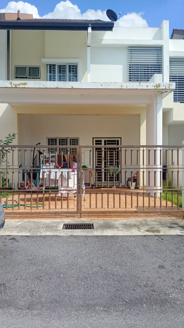 2 Storey CENDANA Puncak Besari Puncak Alam - photo 2