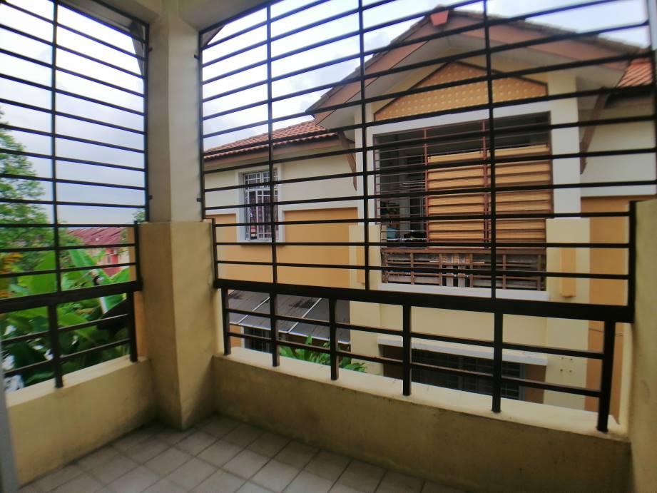 END LOT Town house Taman  Seri Pristana - photo 11