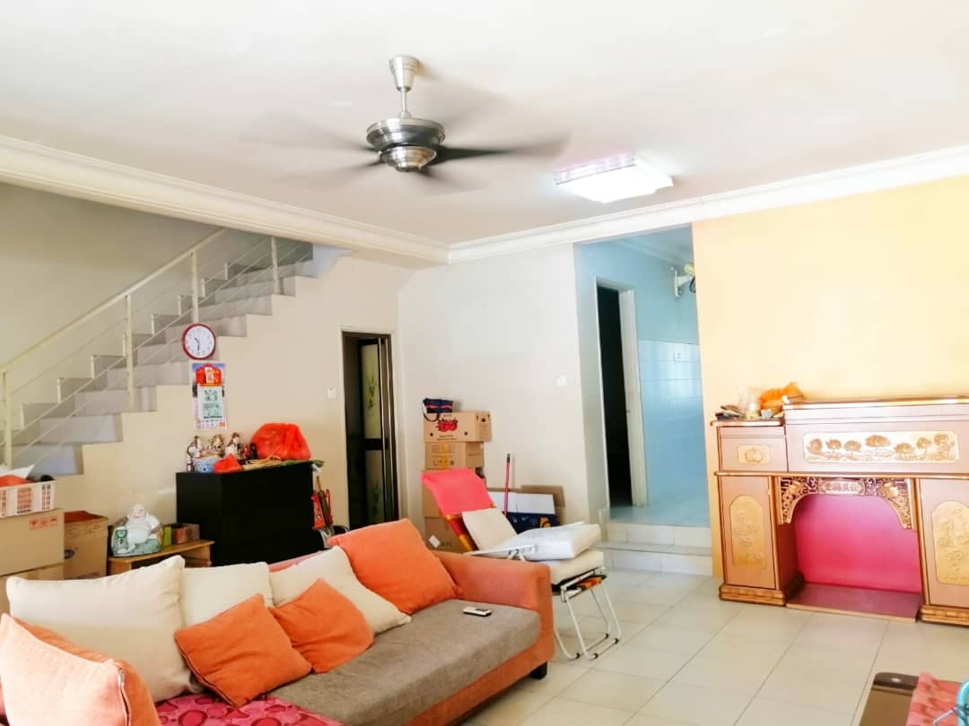 2 Storey END LOT Fasa 3 Puncak Alam RENOVATED