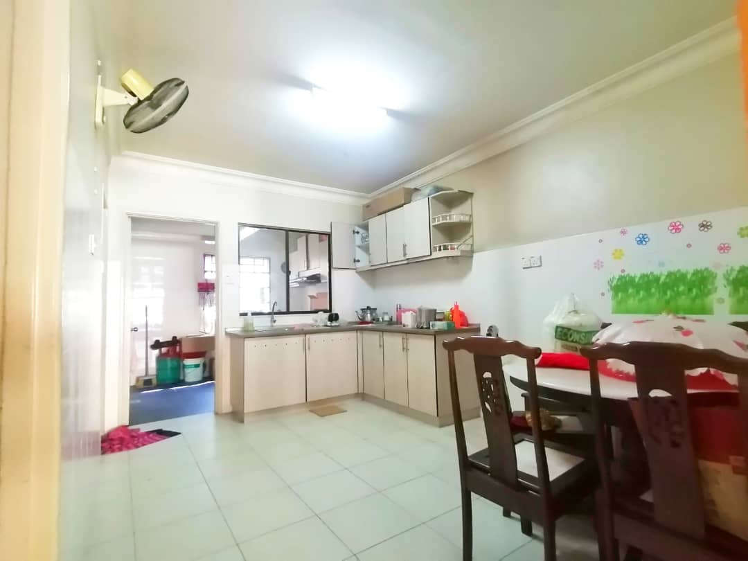 2 Storey END LOT Fasa 3 Puncak Alam RENOVATED - photo 3