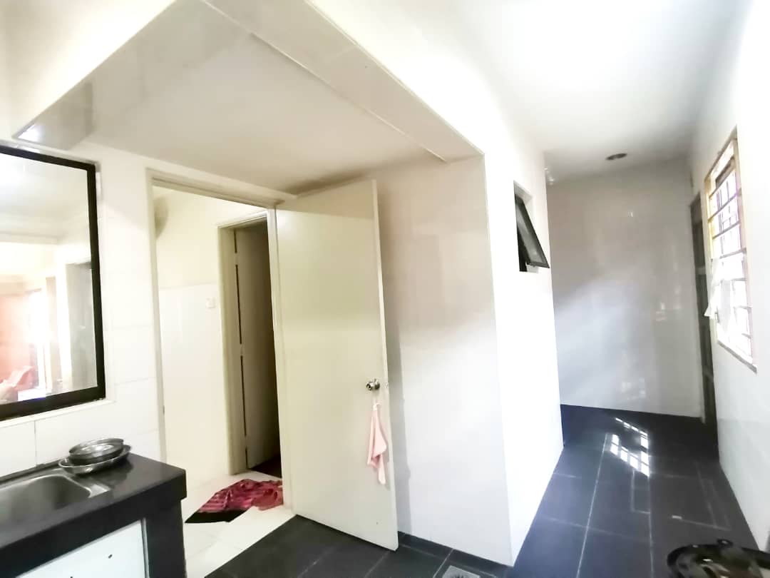 2 Storey END LOT Fasa 3 Puncak Alam RENOVATED - photo 6
