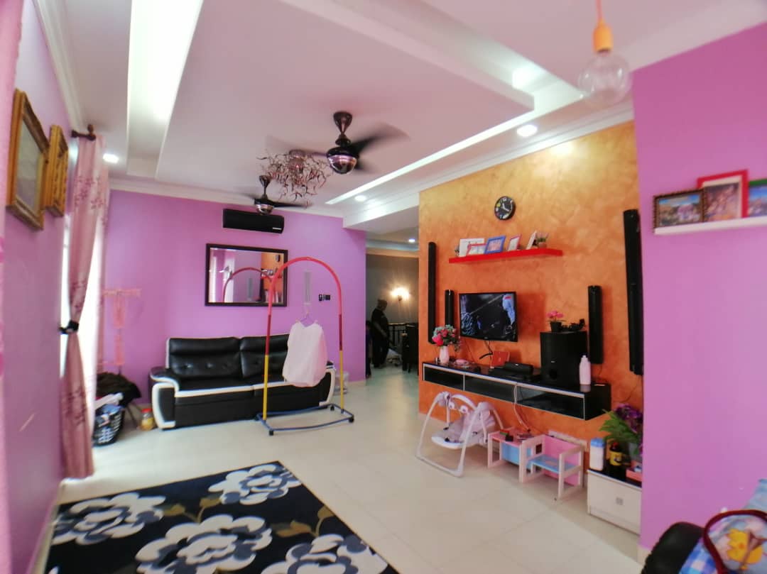 Semi D 3 Storey Seri Pristana Saujana Utama