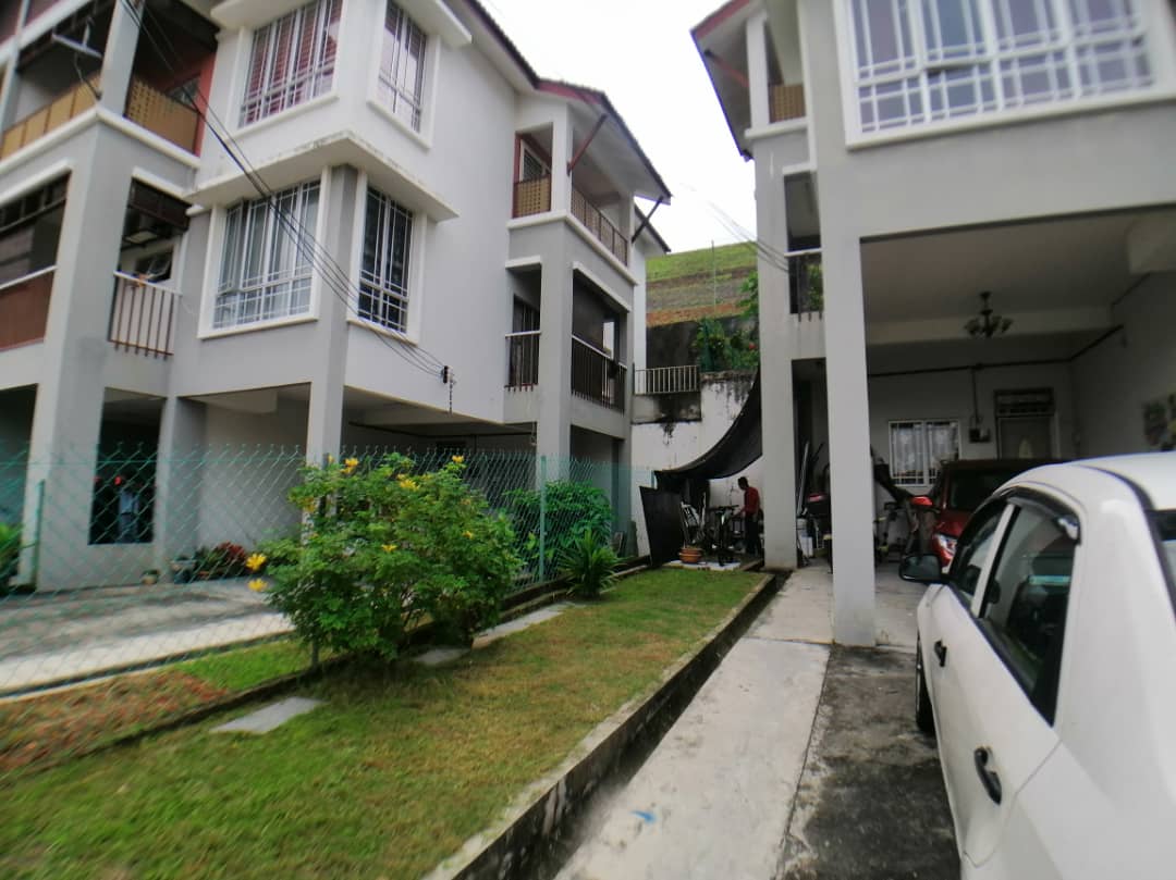 Semi D 3 Storey Seri Pristana Saujana Utama - photo 2