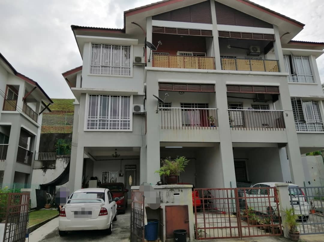 Semi D 3 Storey Seri Pristana Saujana Utama - photo 3